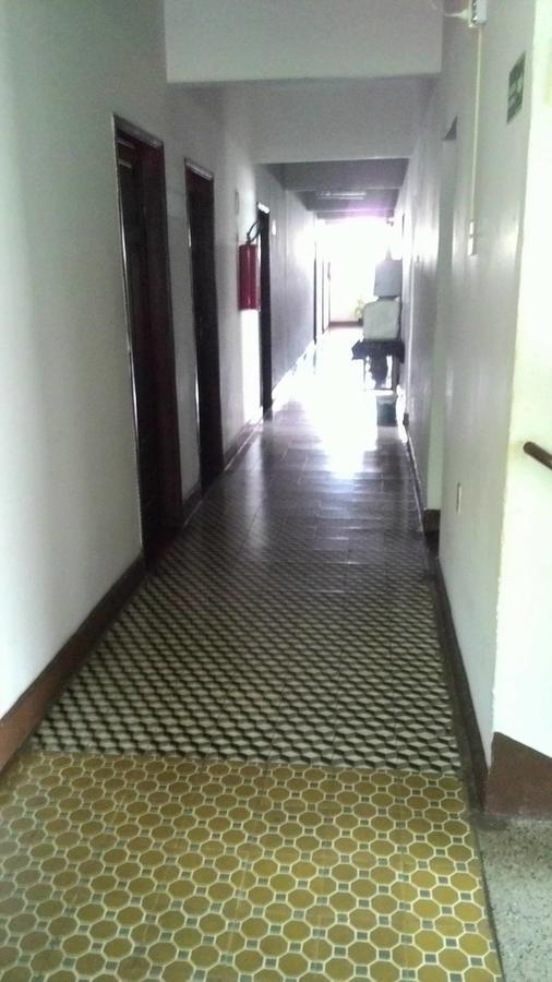 Hotel Indaia โกเวร์นาดอร์ วาลาดาเรส ภายนอก รูปภาพ